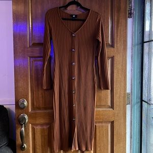 Juniors brown dress.